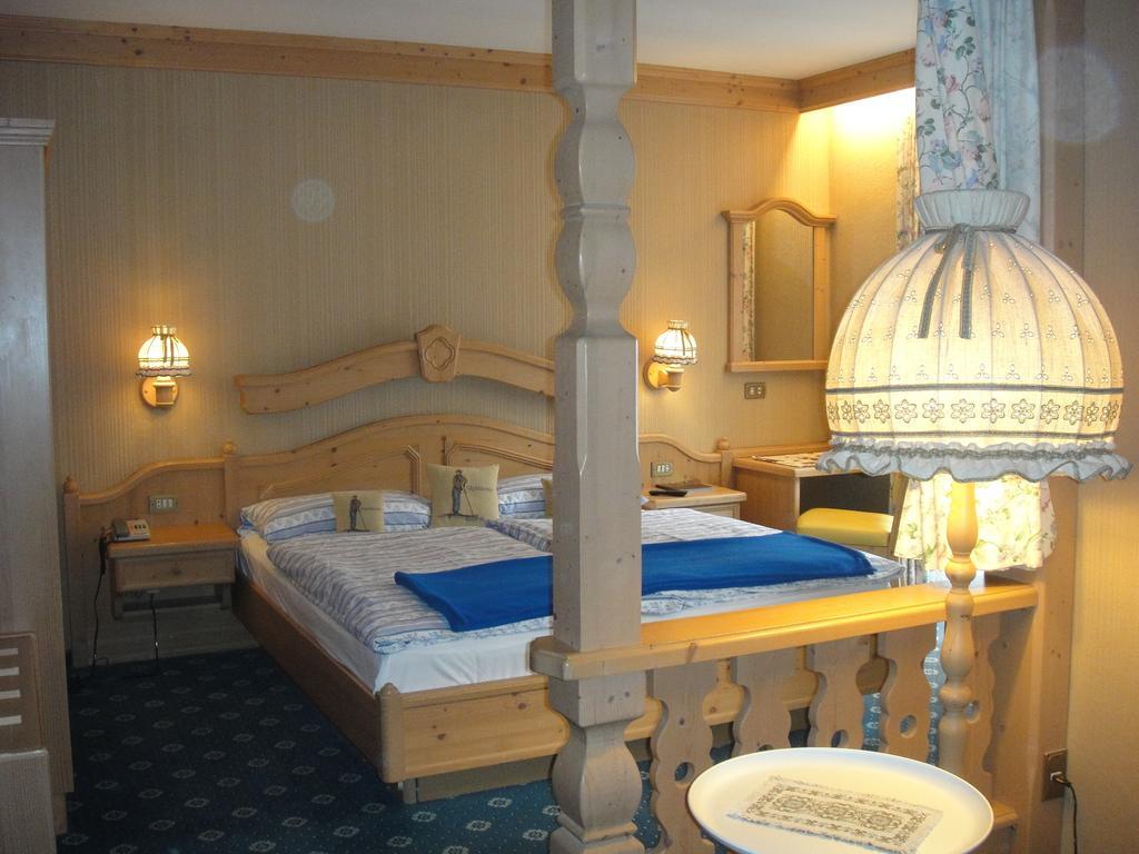 Garni Toni Hotell Ortisei Exteriör bild