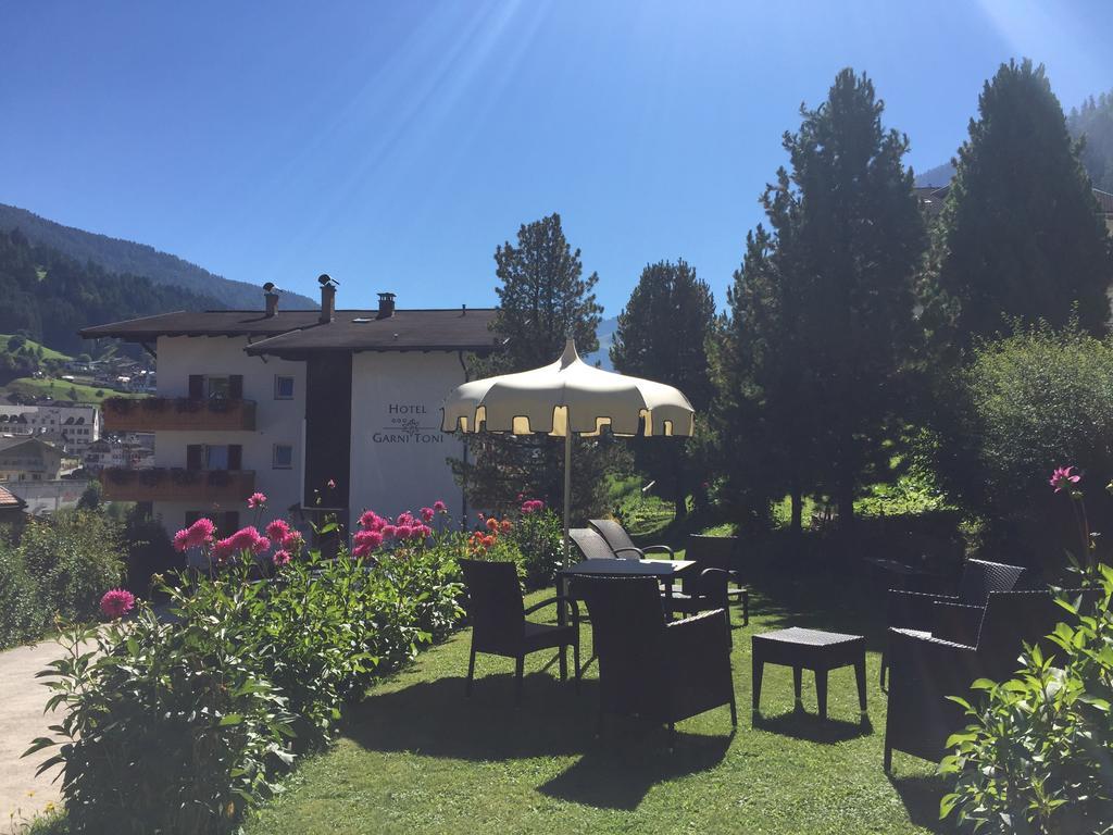 Garni Toni Hotell Ortisei Exteriör bild